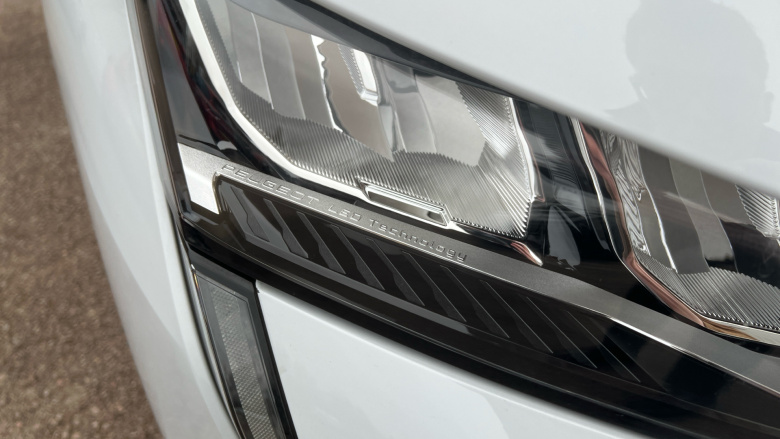 Peugeot 308 1.2 Hybrid 136 Allure 5dr e-DSC6 Petrol Hatchback